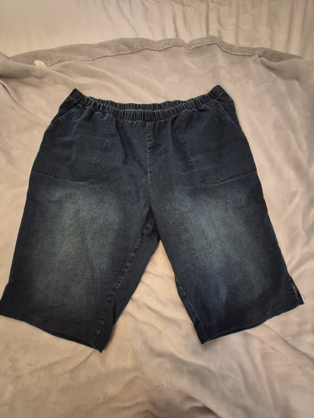 Women's Elastic Waist Denim Shorts - Dark Blue